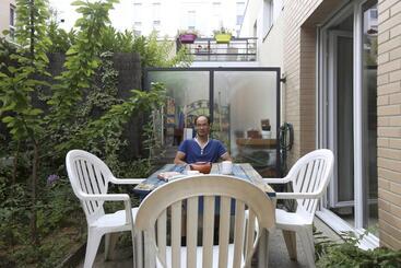 پانسیون Private Room With Terrace In Shared House