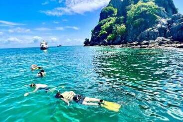 Resort Plern Ura Poolvilla Cafe เพลินอุรา พูลวิลล่า คาเฟ่