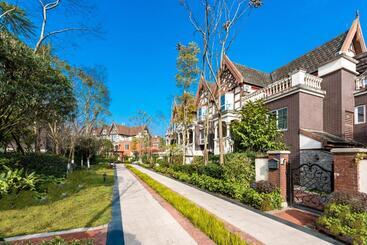 Hotel Cheng Du Wifc Suites  Yyc Preferred成都西金阁套房