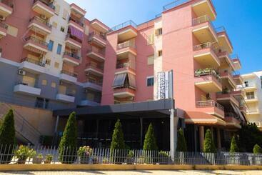 Hotel Donatelo New 2