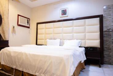 Hotel رؤى للشقق المخدومة