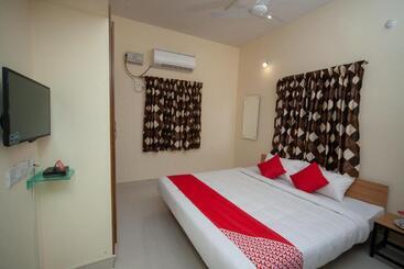 Hotel Flagship Inn34 Porur