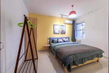 Hotel Baoding Jingxiu·baoding Railway Station·