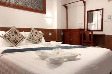 هتل Vangvieng Sunrise East