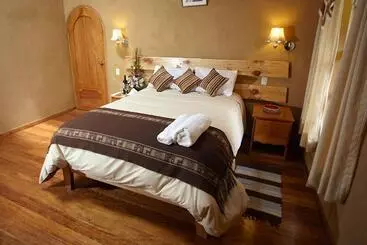 هتل Willka Rumi E.i.r.l