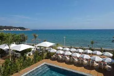 Grand Hotel Des Sablettes Plage, Curio Collection By Hilton