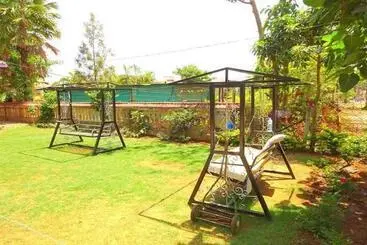 Hotel Manas Homestay By Sky Stays