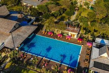 هتل Amata Garden Resort Bagan