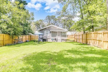 کلبه Pet Friendly Birmingham Home: 7 Mi To Downtown!