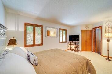 Kır Evi 1 Mi To Otter Falls: Mtn View Gem W/ Deck