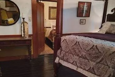 Aamiaismajoitus (B&B) Lafleur Guest House