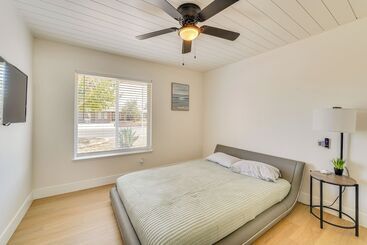 コテージ Las Vegas Home ~ 5 Mi To Strip: Fire Pit & Grill!