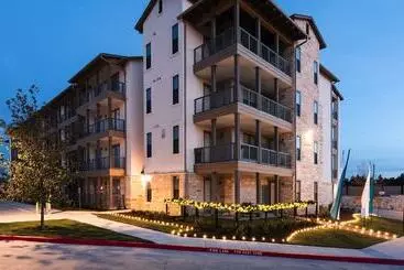 The Artesian At Bee Cave Apartments By Barsala