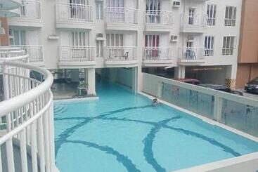 Szálló Cozy Staycation By Tin