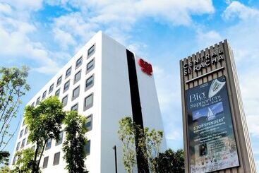 Go Hotel Sriracha At Central Si Racha