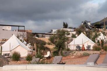 Отель Glamping Valle De Guadalupe With Private Bathrooms By Yuma Resort