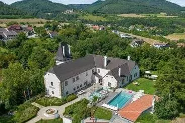 Hotel La Petite Ivy, Trenninghof 1302   Managed By Sky9 Apartments