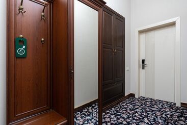 تختخواب و صبحانه Aqua