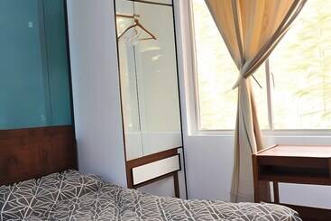 Отель Plaza Del Valle