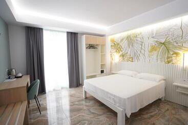 ベッドアンドブレックファースト Harmony Tropea Rooms & Suites