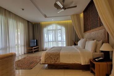 Silver Palm Spa & Resort