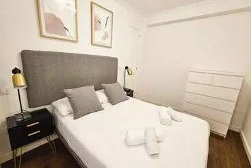 Apartamentos Zaragoza Independencia 3000