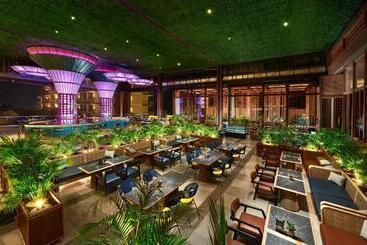 Golden Tulip Holland Resort Batu