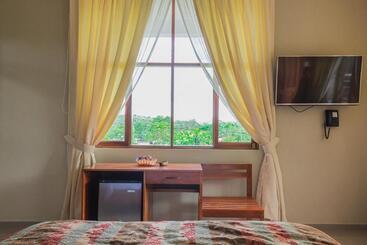 ユースホステル La Floresta Tarapoto Hostal