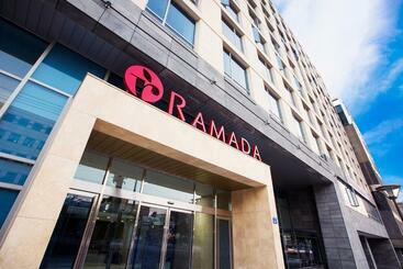 Hotel Ramada By Wyndham Jeju City Hall