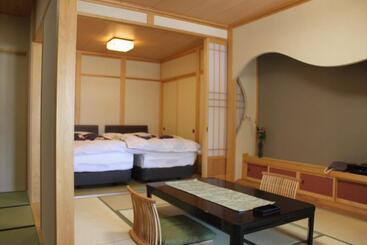 Ryokan Hanaichi