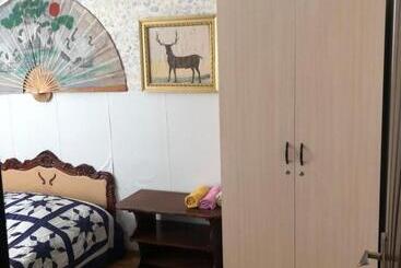 호스텔 Apartment Zaziashvili 30