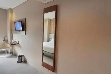 Hotel Lynn  Serang