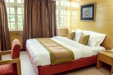 Fabhotel Daffodils Inn Connaught Place