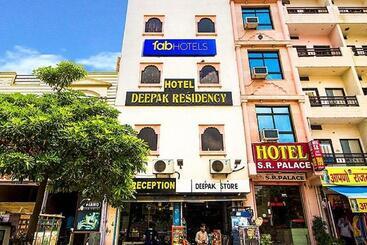 Hotel Deepak Residency