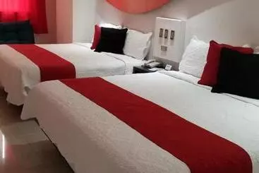 ホテル Dluxe & Suites