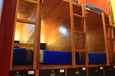 Albergue Buton Backpacker Lodge