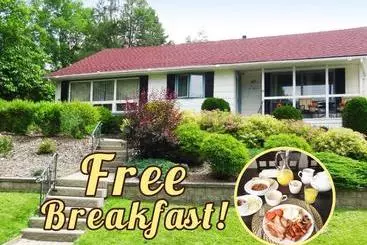 Little Paris Bed And Breakfast