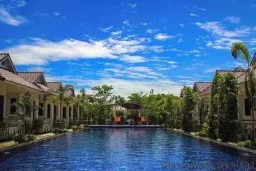 Resort Thanawong Pool Villa