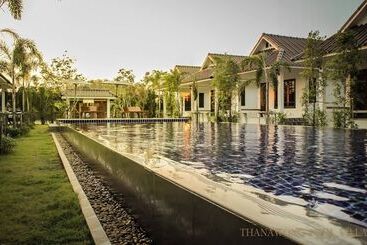 Resort Thanawong Pool Villa