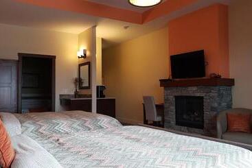 Hillcrest Farm Market B&b