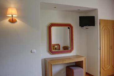 בית מלון כפרי Miracastro