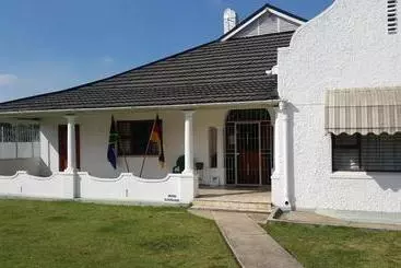 Hostel George Backpackers
