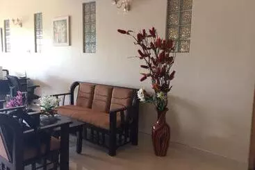 ホテル Gg Lodge Mirissa