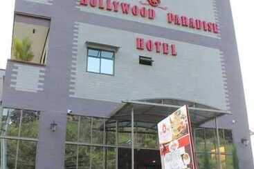 Отель Hollywood Paradise Zf