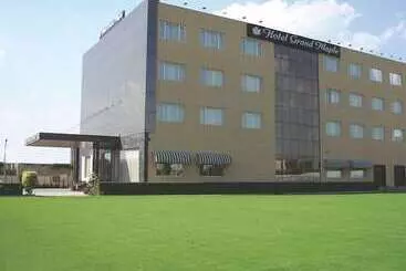 Hôtel Grand Maple