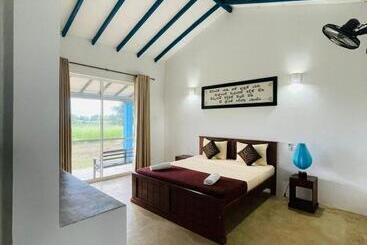 Resort Birdwing Sigiriya