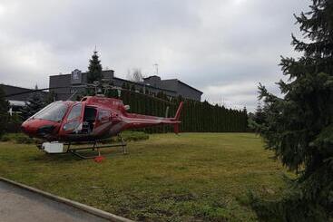 ホテル Europejski