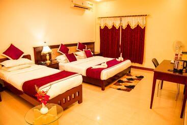 Kstdc Hotel Mayura Chalukya, Badami