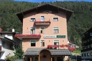 Hotel Green Base