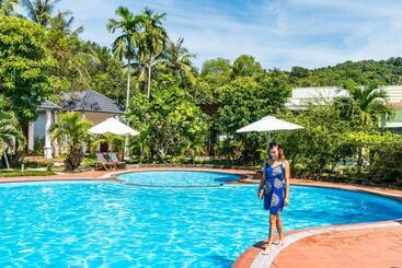 Long Mountain Resort